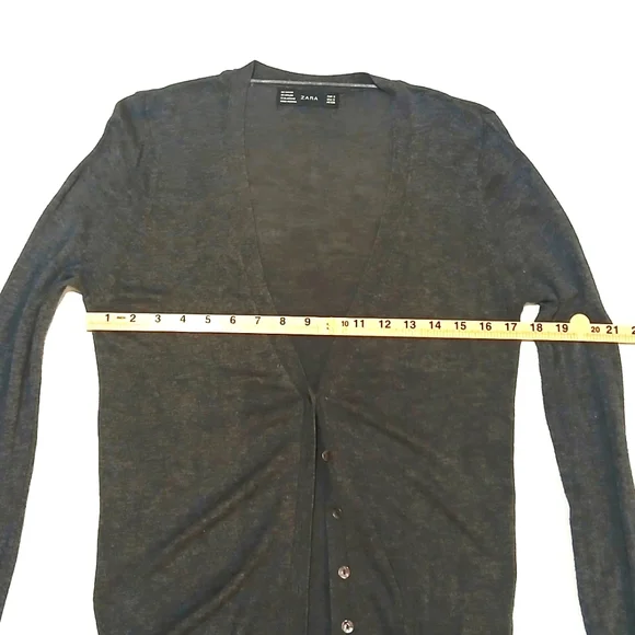ZARA Cardigan Sweater wide hem, pockets, extra long sleeve cuffs. Grey Small - Picture 3 of 5